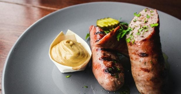 Мясники раскрыли секрет приготовления идеальных колбасок