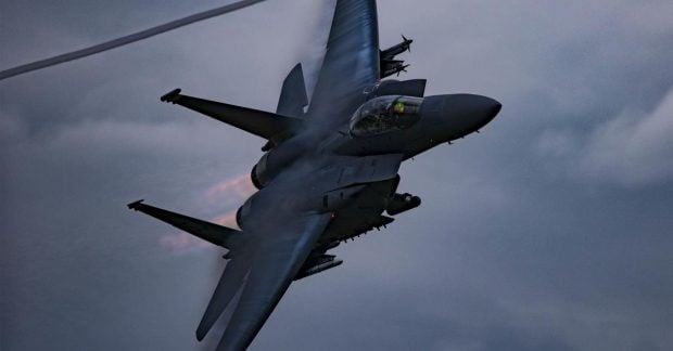 Эпический провал: почему ВМС США никогда не летали на истребителе F-15 Eagle