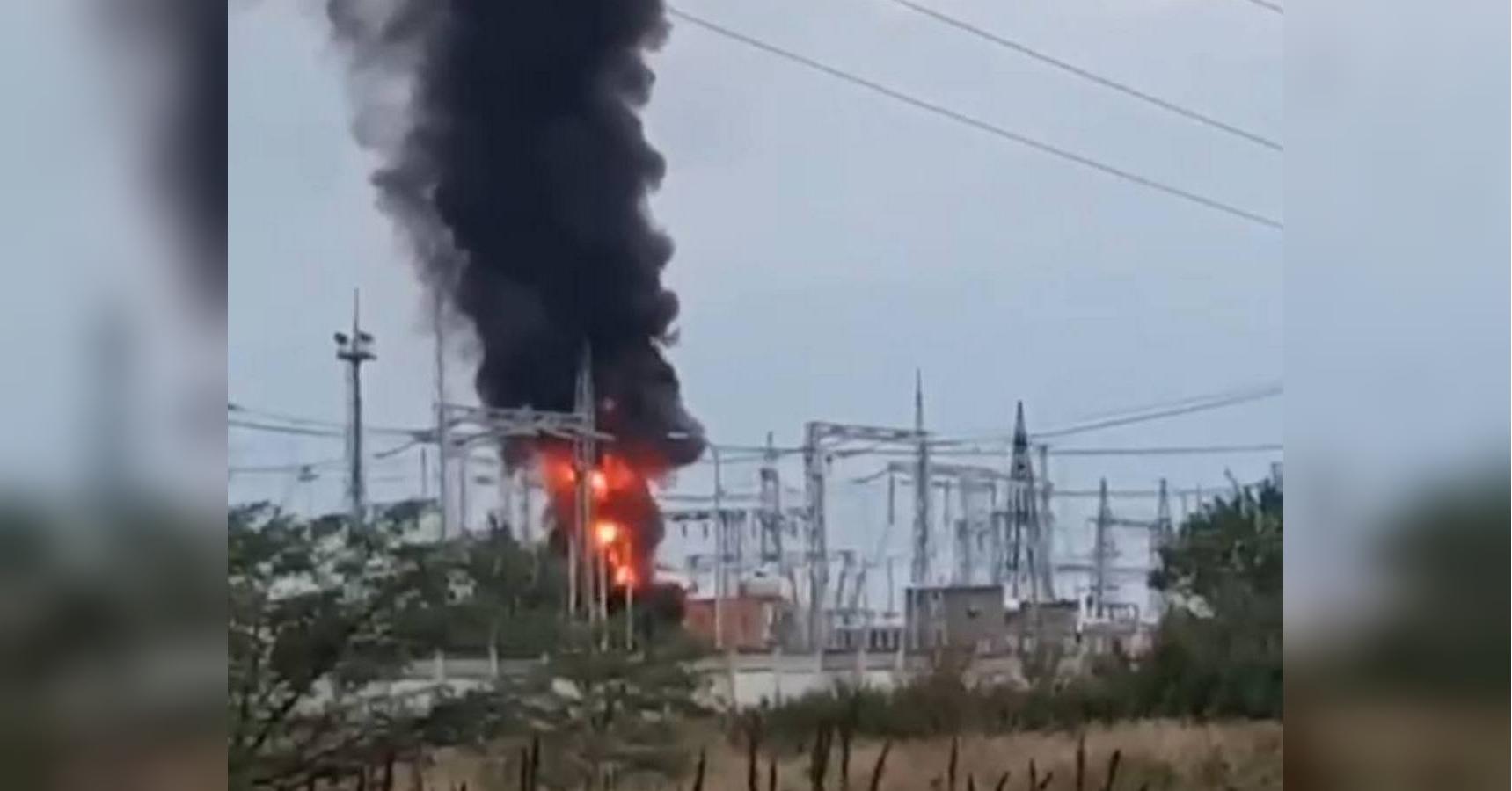 Крымов что случилось. Пожар в Джанкое. Пожар боеприпасов Крым. Пожар на подстанции. Джанкое Крым склад боеприпасов.