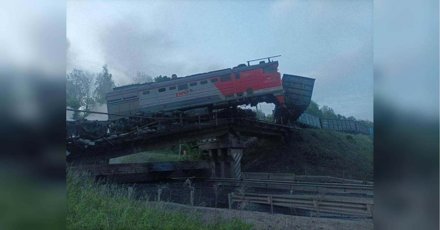 Сразу две крупные железнодорожные катастрофы произошли на Брянщине и Курщине: много погибших и раненых