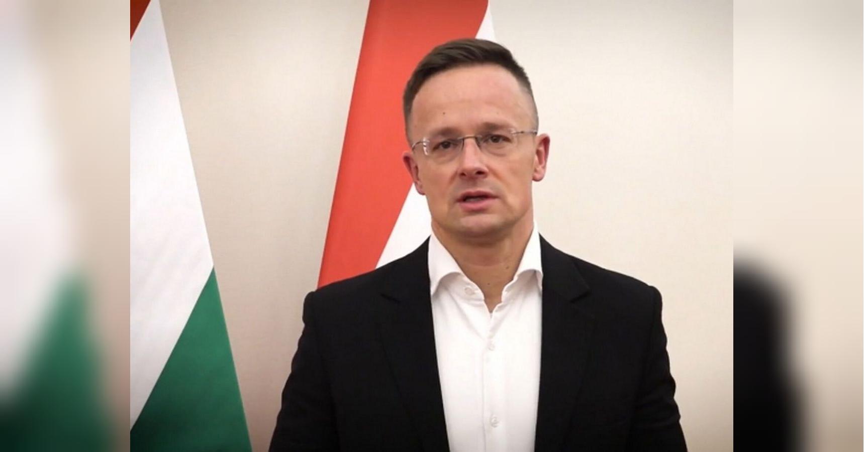 «Безумие»: Сийярто после коррупционного скандала в Украине требует не давать Киеву денег