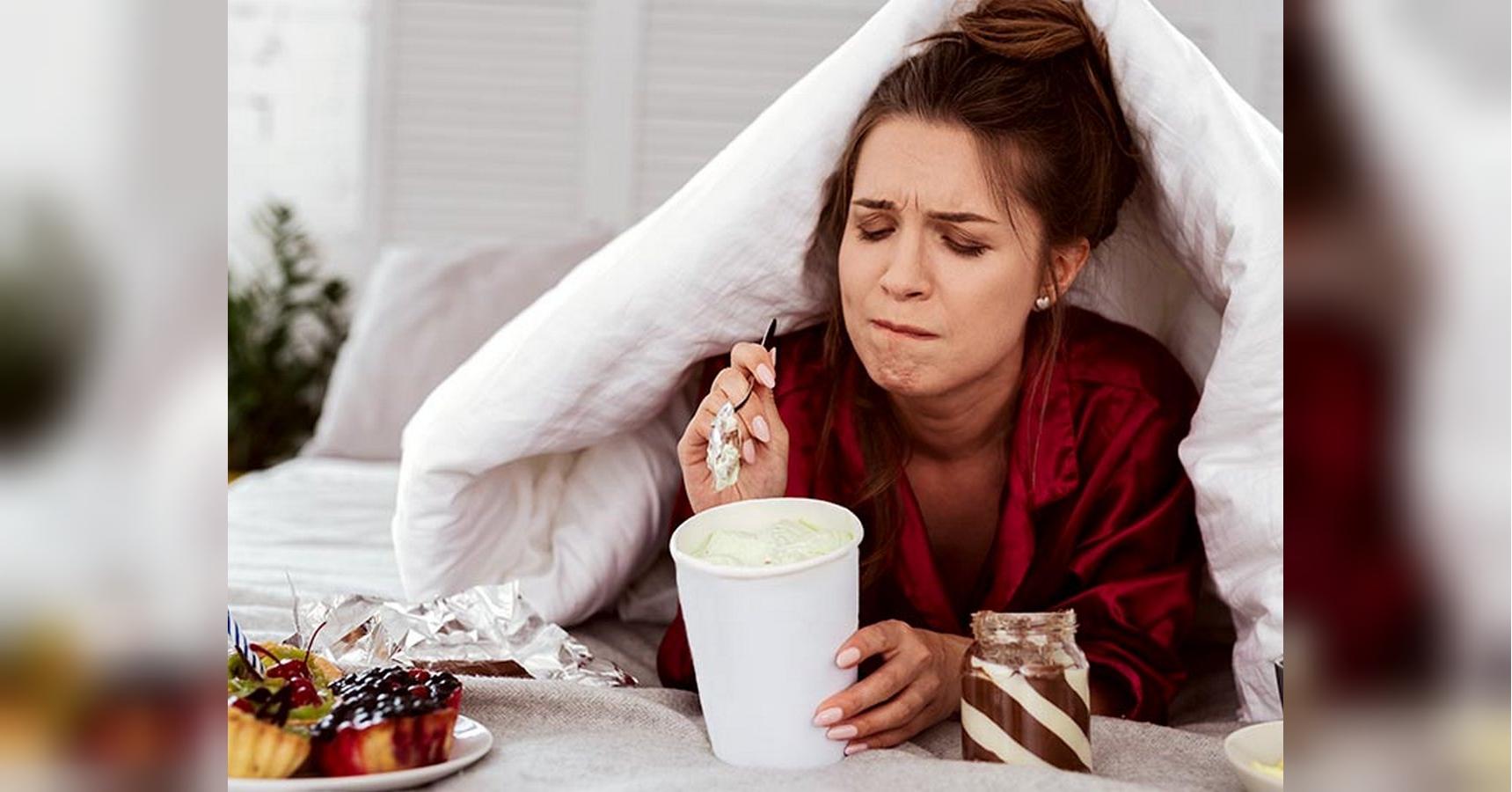 Как перестать заедать стресс: эти советы точно работают