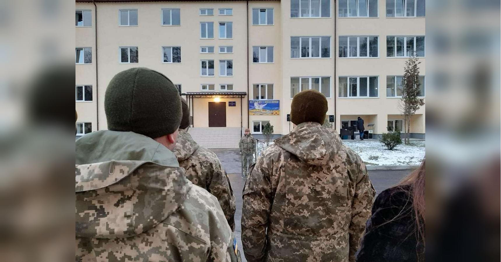 «єОселя» под 3% за мобилизацию: украинцев мотивируют на военную службу