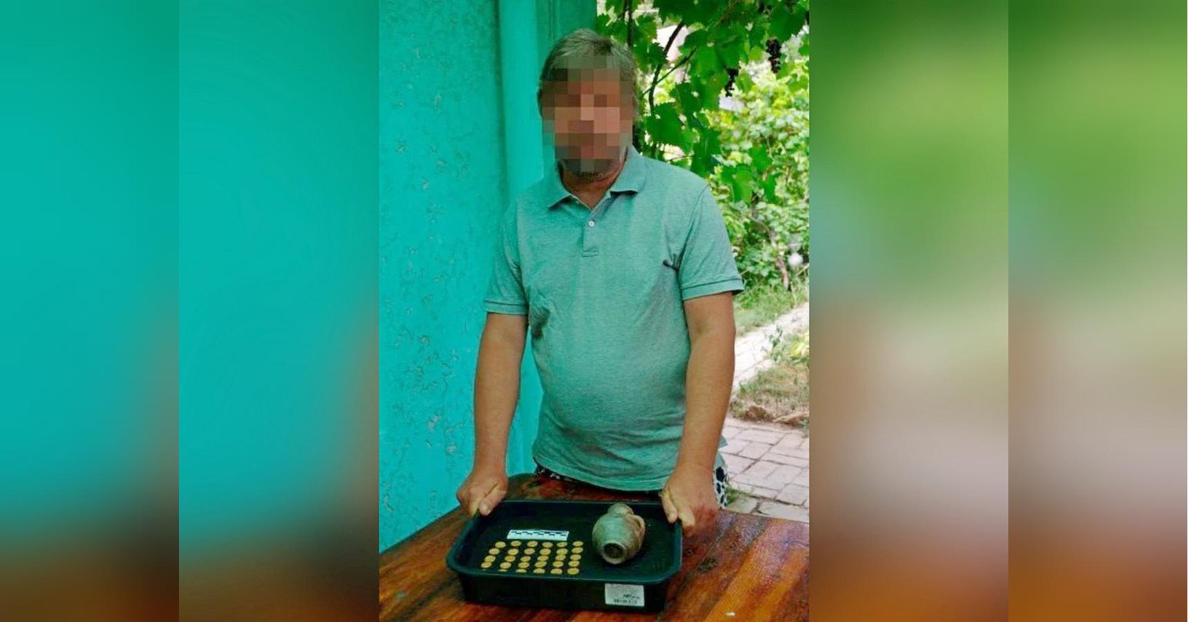 В Польше задержали археолога из Эрмитажа за преступления в Крыму: Киев готовит запрос на экстрадицию