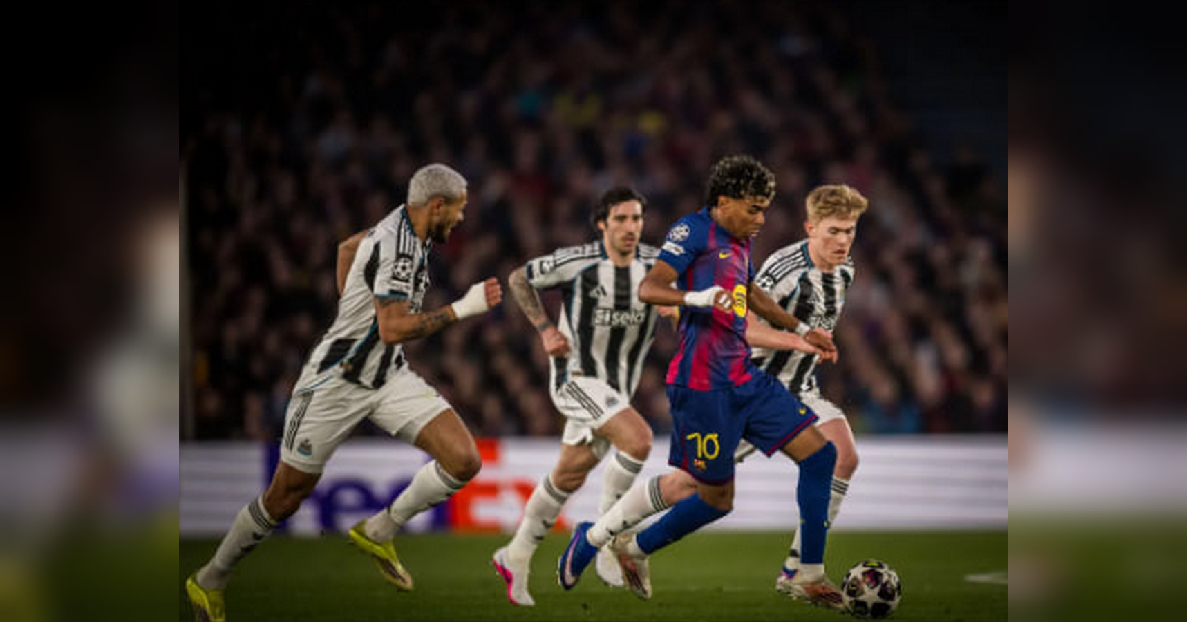 Месть «Ливерпуля» с незабитым пенальти и семь мячей от «Барселоны»: видеообзоры матчей Лиги чемпионов