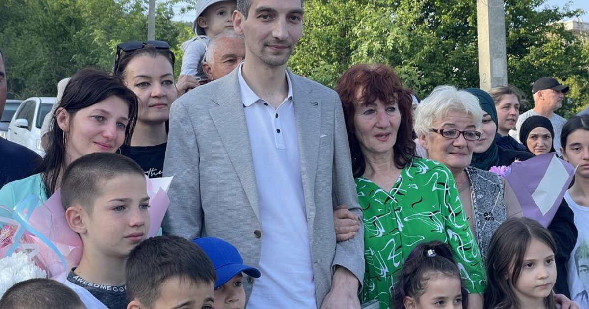 Ув'язнений Росією у справі "Хізб ут-Тахрір" кримський активіст Рефат Алімов вийшов на волю