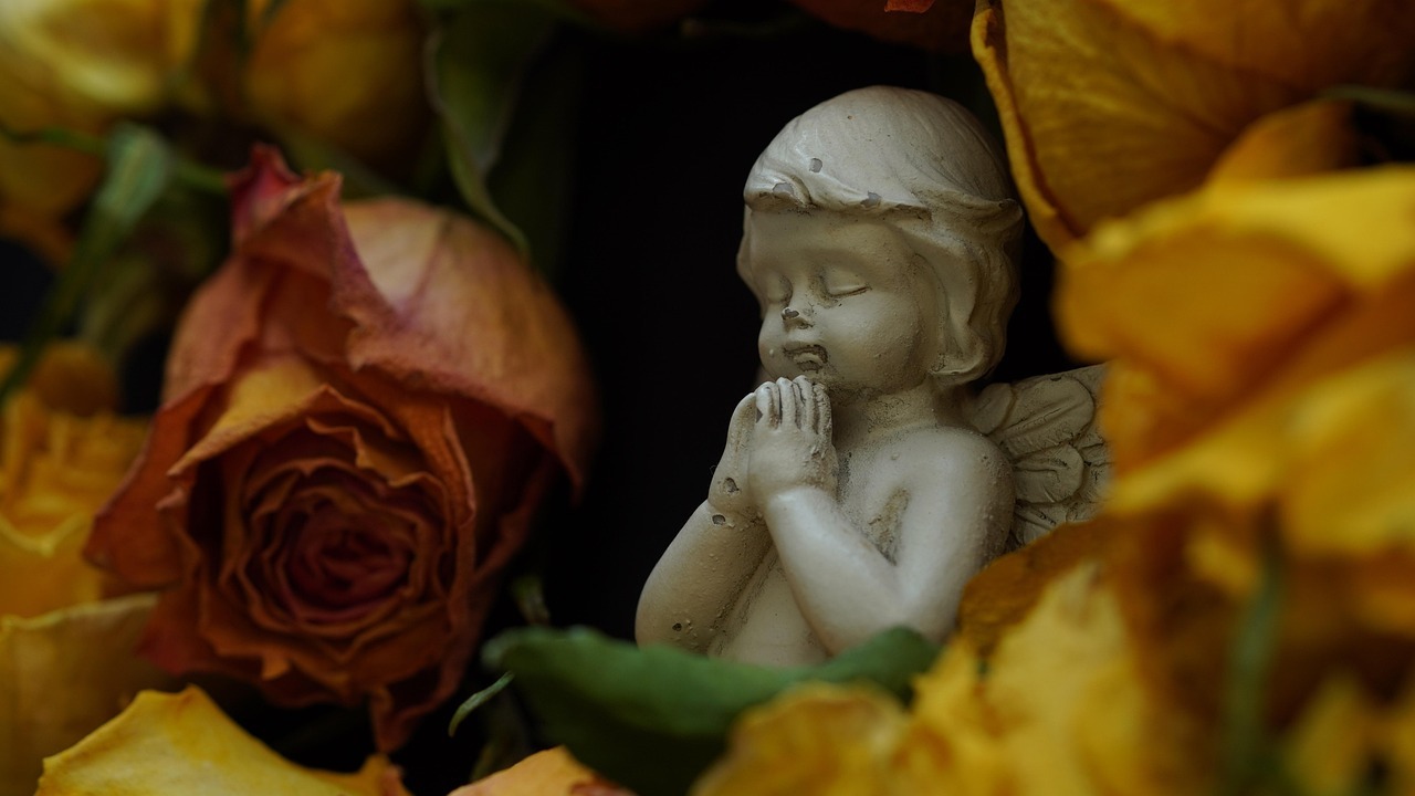 11 жовтня: Хто сьогодні святкує День ангела (ФОТО)