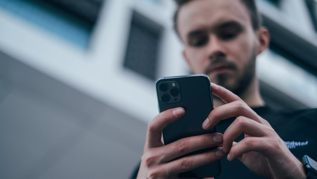 Віддали майже 6 млн грн: У поліції Рівненщини шокували статистикою про шахрайства у грудні