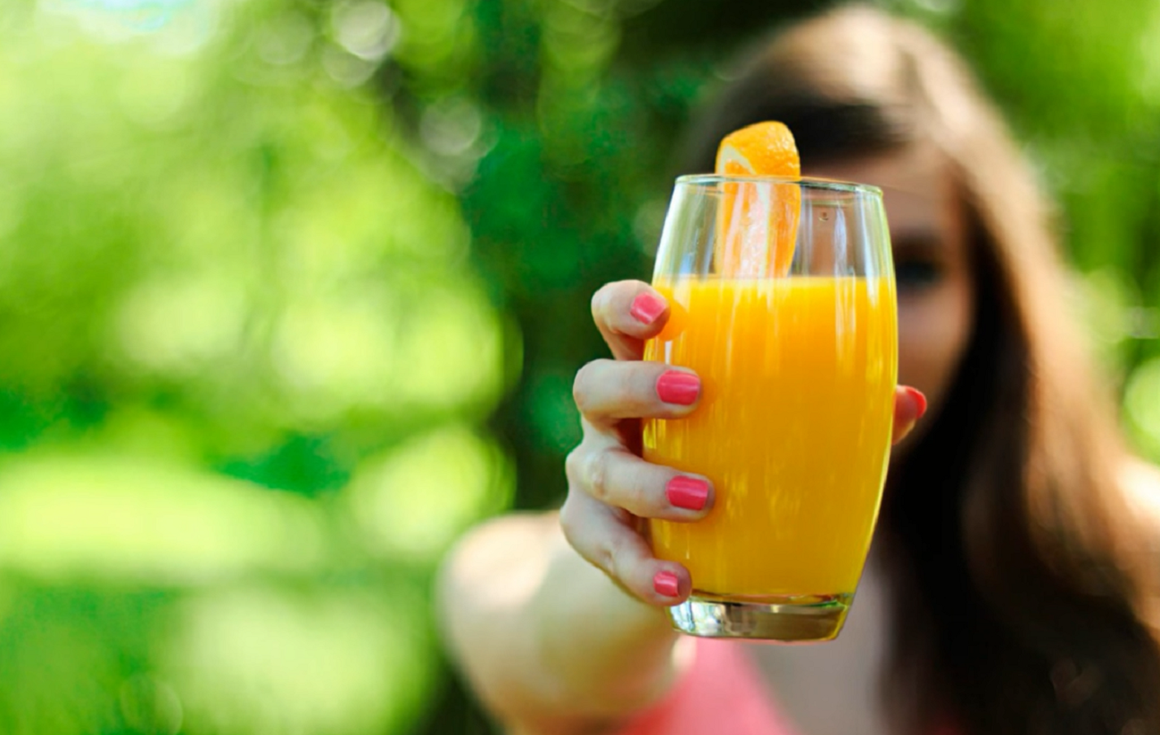 Вы зря опасались этого напитка: врачи рассказали о невероятной пользе апельсинового сока