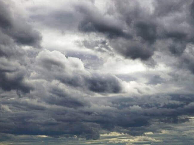 Синоптики Закарпаття прогнозують на вихідних хмарну погоду з опадами