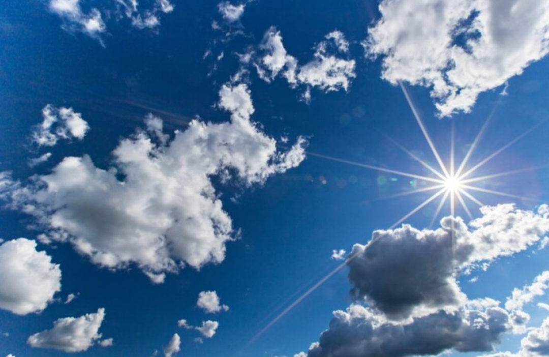 До +26°, малохмарно та подекуди туман: якою буде погода на Закарпатті 4 травня