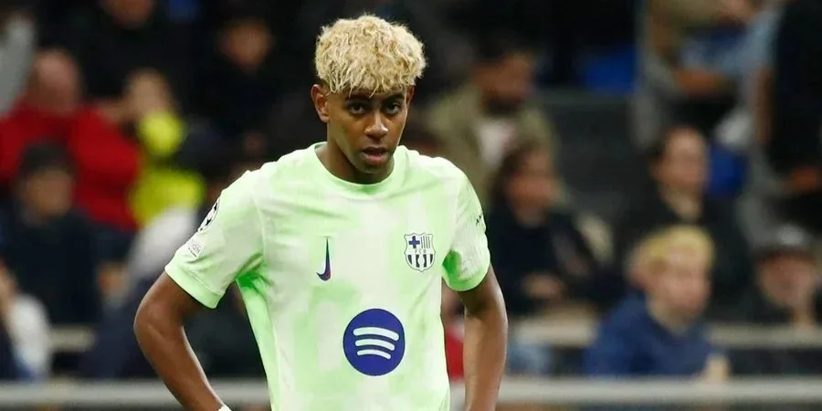 «Все это неправда»: гений Барселоны Ямаль высказался о скандальном поведении фанатов во время игры Лиги чемпионов