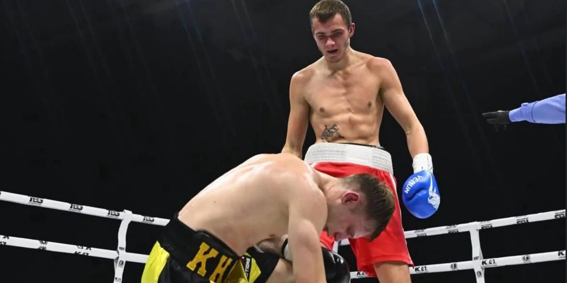 Спасает жизни. Медбрат из Умани сотворил сенсацию в бою, о котором узнал за два дня до выхода на ринг — видео