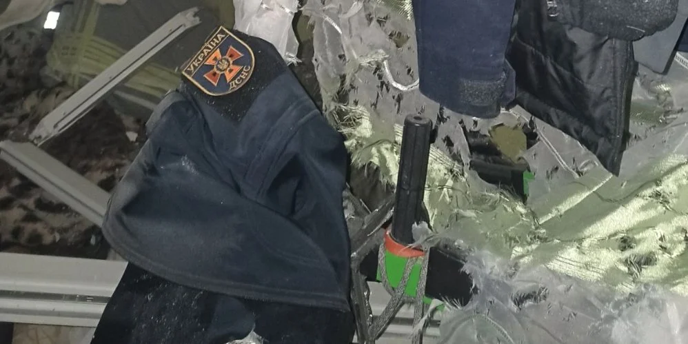 «Только бы Давид был жив». Вражеская ракета разрушила квартиру спасателя в Балаклее 17 ноября — там находился его 12-летний сын