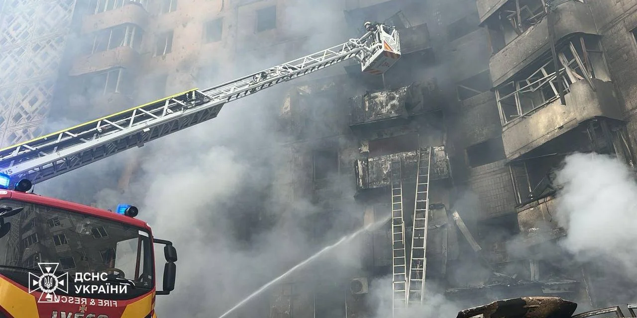 Атака РФ на Тернополь. В многоэтажку, по предварительным данным, попала ракета Х-101 — Игнат