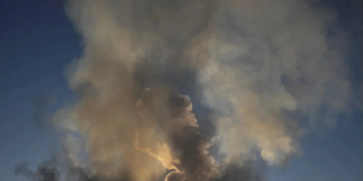 Атак дронов в Крыму: взрывы и стрельба в Севастополе и в районе аэродрома Бельбек