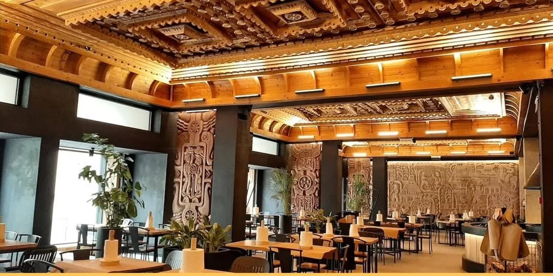 Все элементы декора сохранили. В Ивано-Франковске возобновило работу культовое кафе 90-х