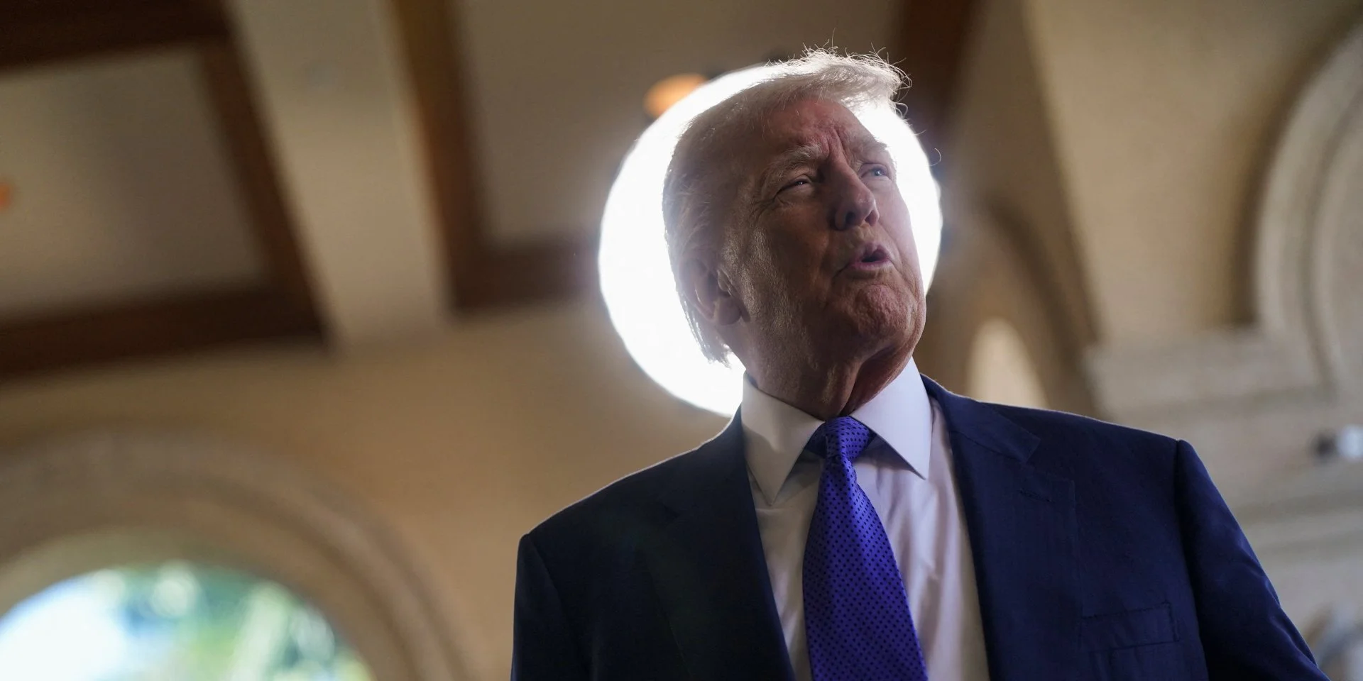 Трамп не исключил новых авиаударов США по Ирану и посоветовал верховному лидеру Хаменеи «очень волноваться»