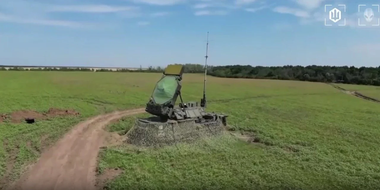 Силы беспилотных систем уничтожили российскую РЛС комплекса С-300 В в Донецкой области — видео