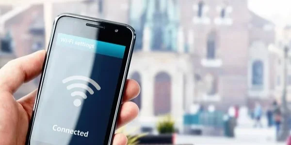 Миф о Wi-Fi на смартфоне: стоит ли выключать его каждый раз, когда выходите из дома?