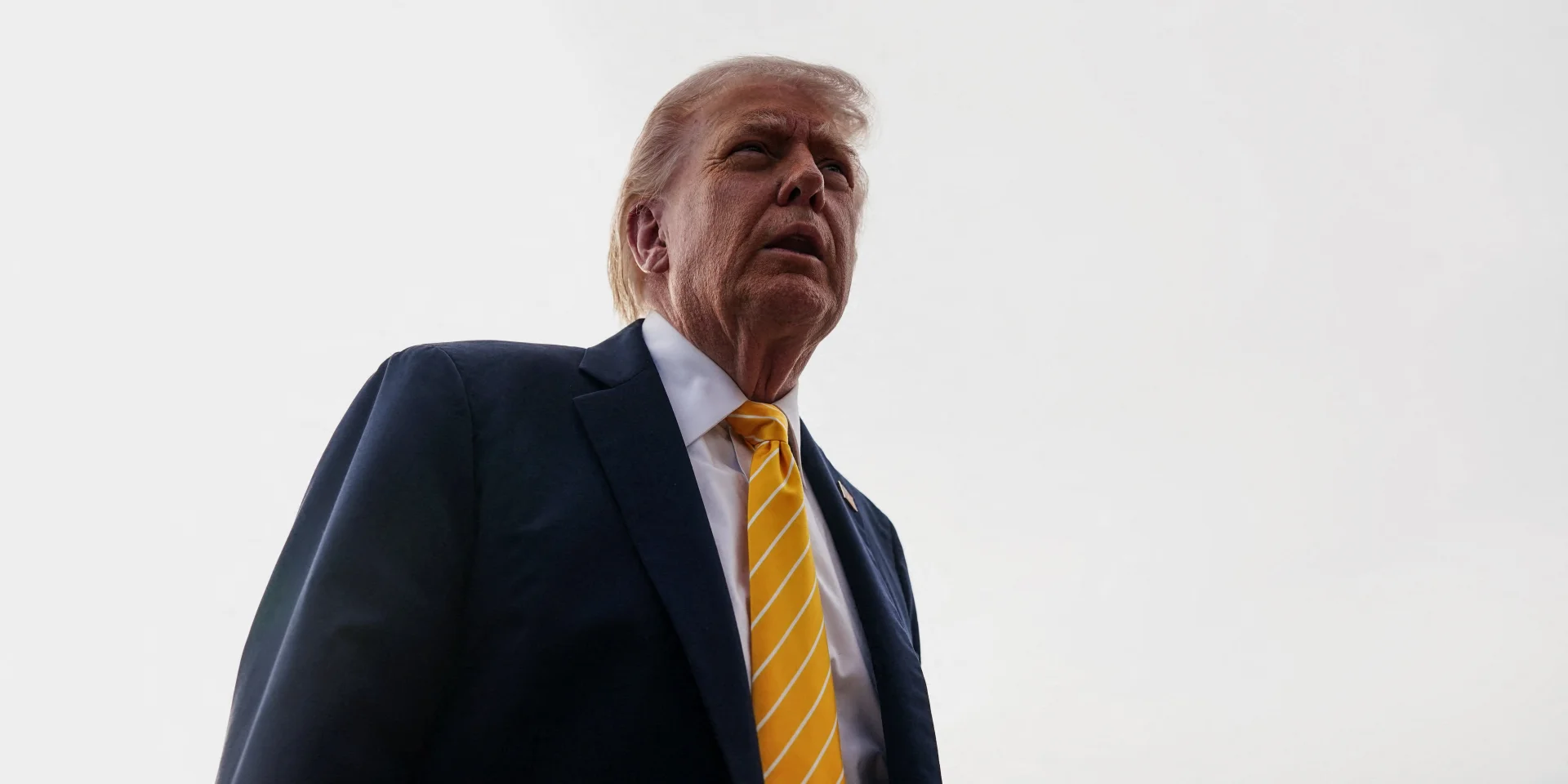 Иран атаковал несколько судов в Ормузском проливе, Трамп угрожает «стереть Тегеран с лица земли»