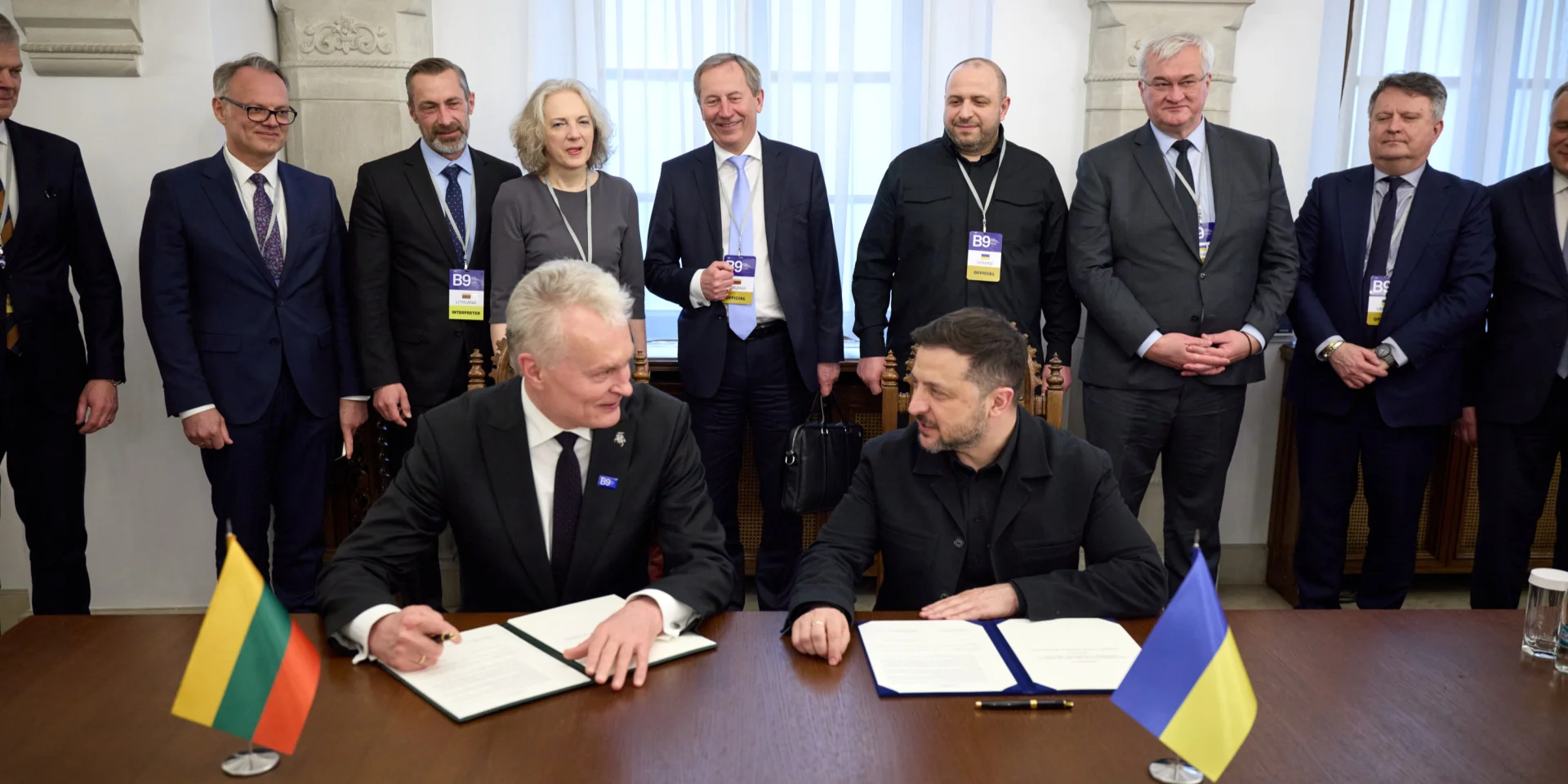 «На случай агрессии РФ». Зеленский заявил, что Украина направит экспертов в Литву и Латвию ради защиты воздушного пространства