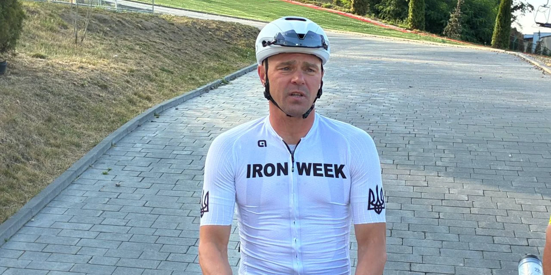 «Всё было на грани срыва». Как Сапунов и ветераны начали второй день IRON WEEK под Львовом — фоторепортаж