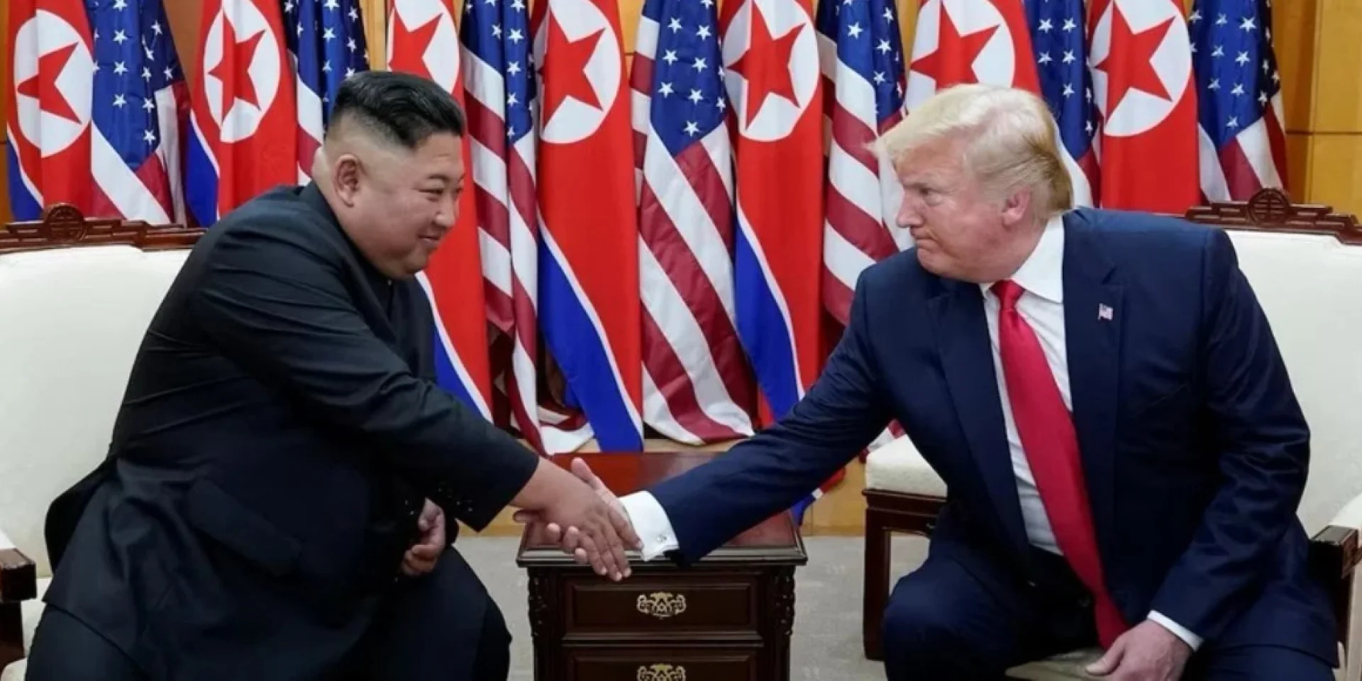 Трамп заявил, что планирует встречу с Ким Чен Ыном в 2026 году