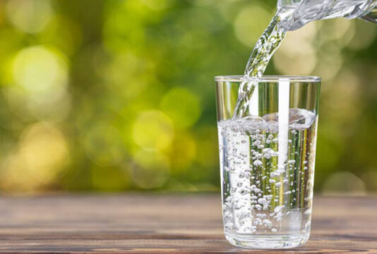 На Львівщині посадовців підозрюють у незаконному заборі та продажі води з річки Східничанка