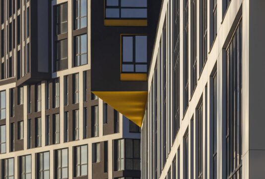 Від ремонту до оренди: новий інвестиційний сервіс РІЕЛ та MYFREEDOM