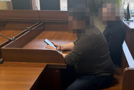 Екскерівника держпідприємства підозрюють у закуплі неякісних укриттів для працівників ТЕЦ на Львівщині