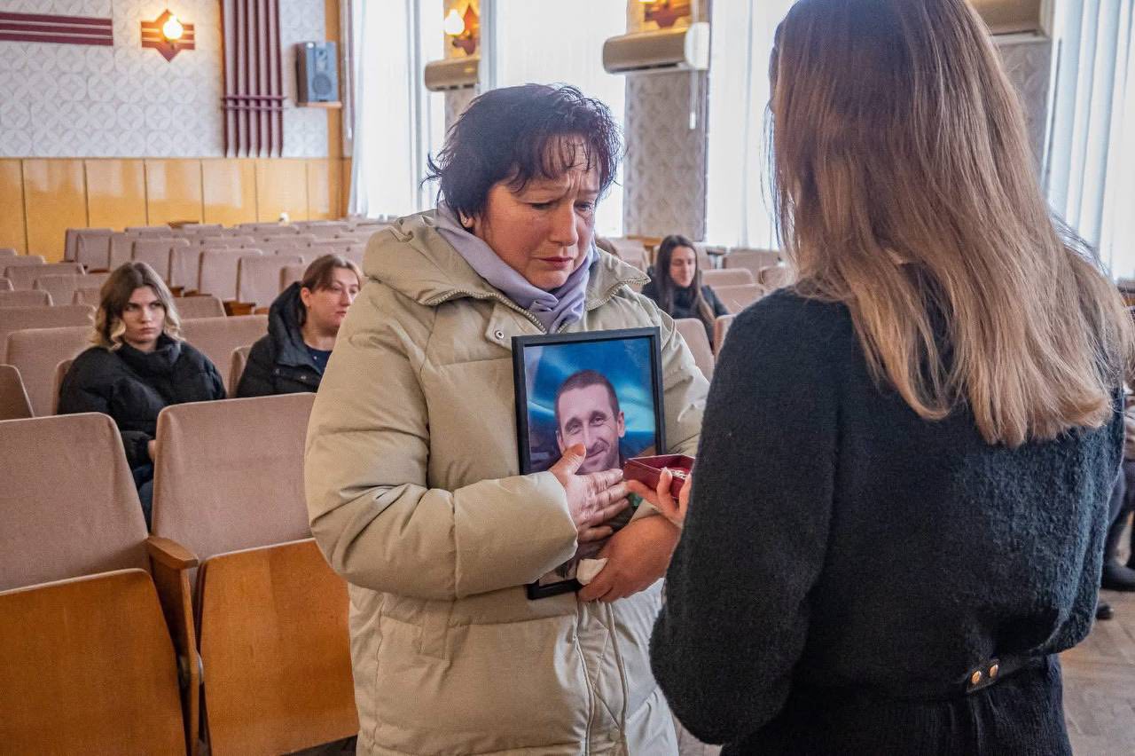 Полеглого воїна із Канівщини посмертно нагородили орденом “За мужність”