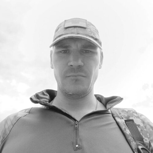 У Черкасах попрощалися з захисником, який загинув через травму в Запорізькій області