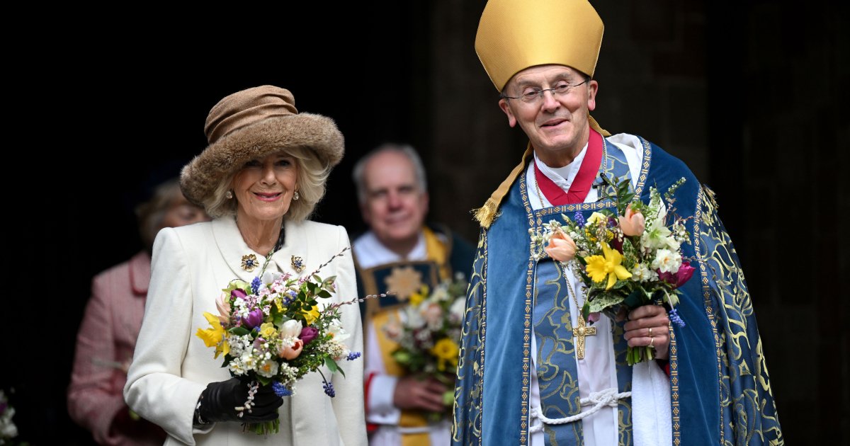 Вошла в историю: жена Чарльза III впервые заменила короля на монаршей пасхальной церемонии (фото)