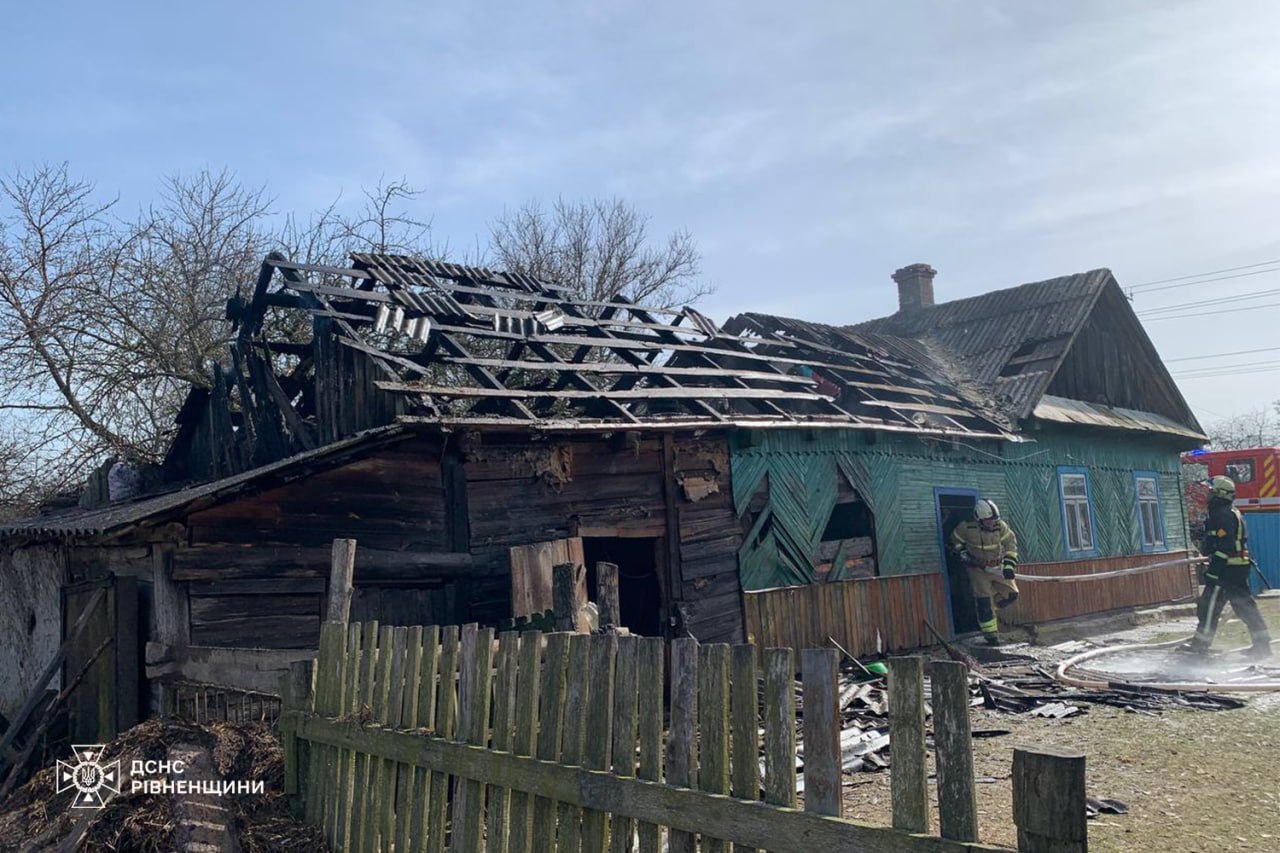 У селі на Рівненщині згорів житловий будинок