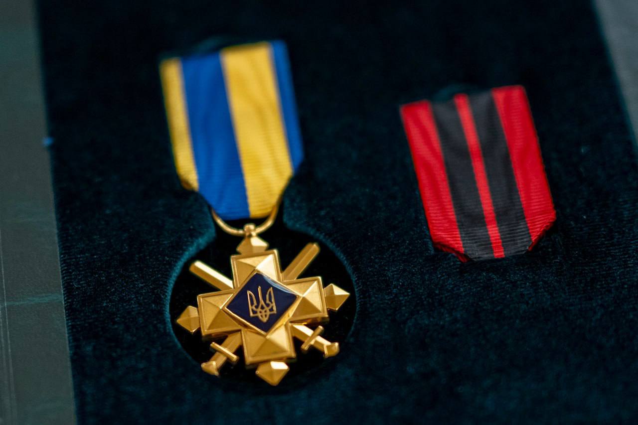 Родині загиблого Назара Небожинського вручили орден «Золота Зірка»