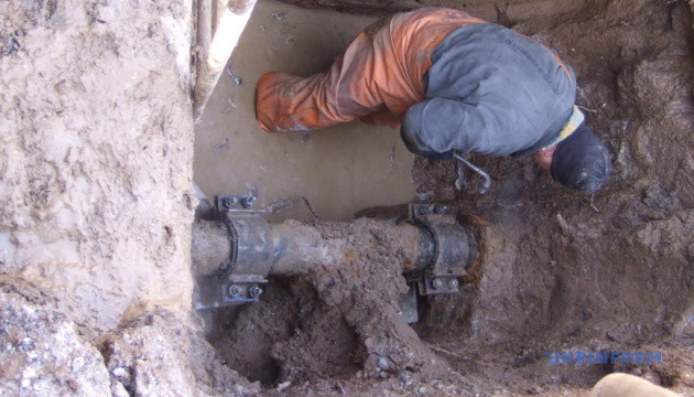 У Рівному та районі ліквідували 15 пошкоджень на водопровідних мережах