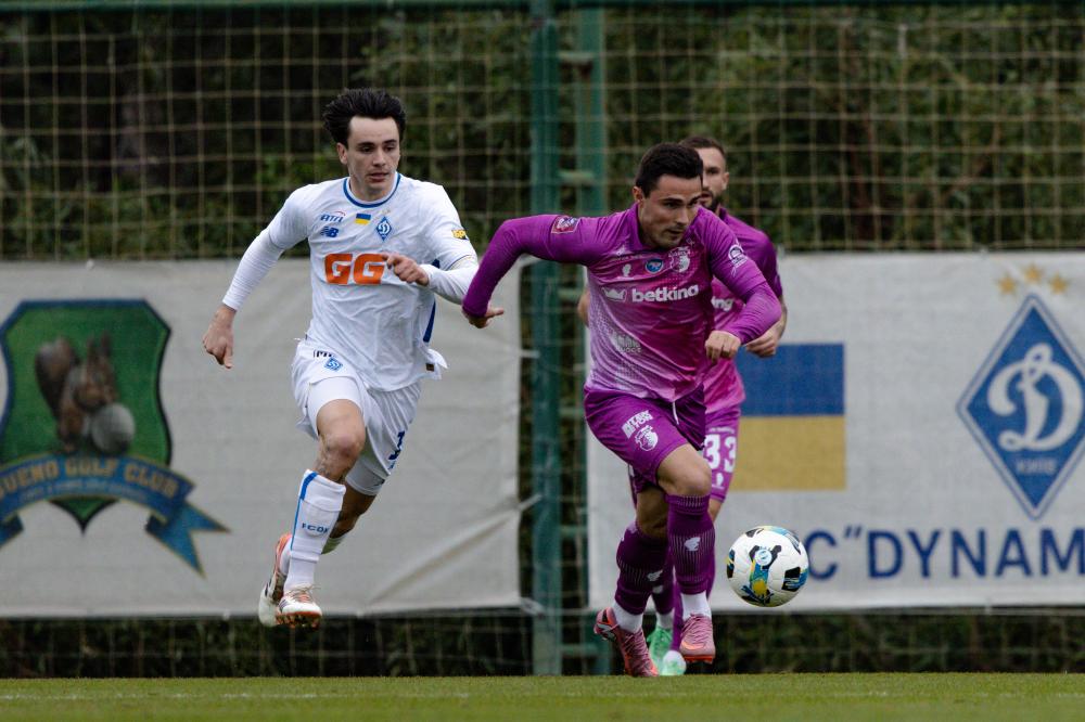 Верес у бойовому спарингу поступається Динамо