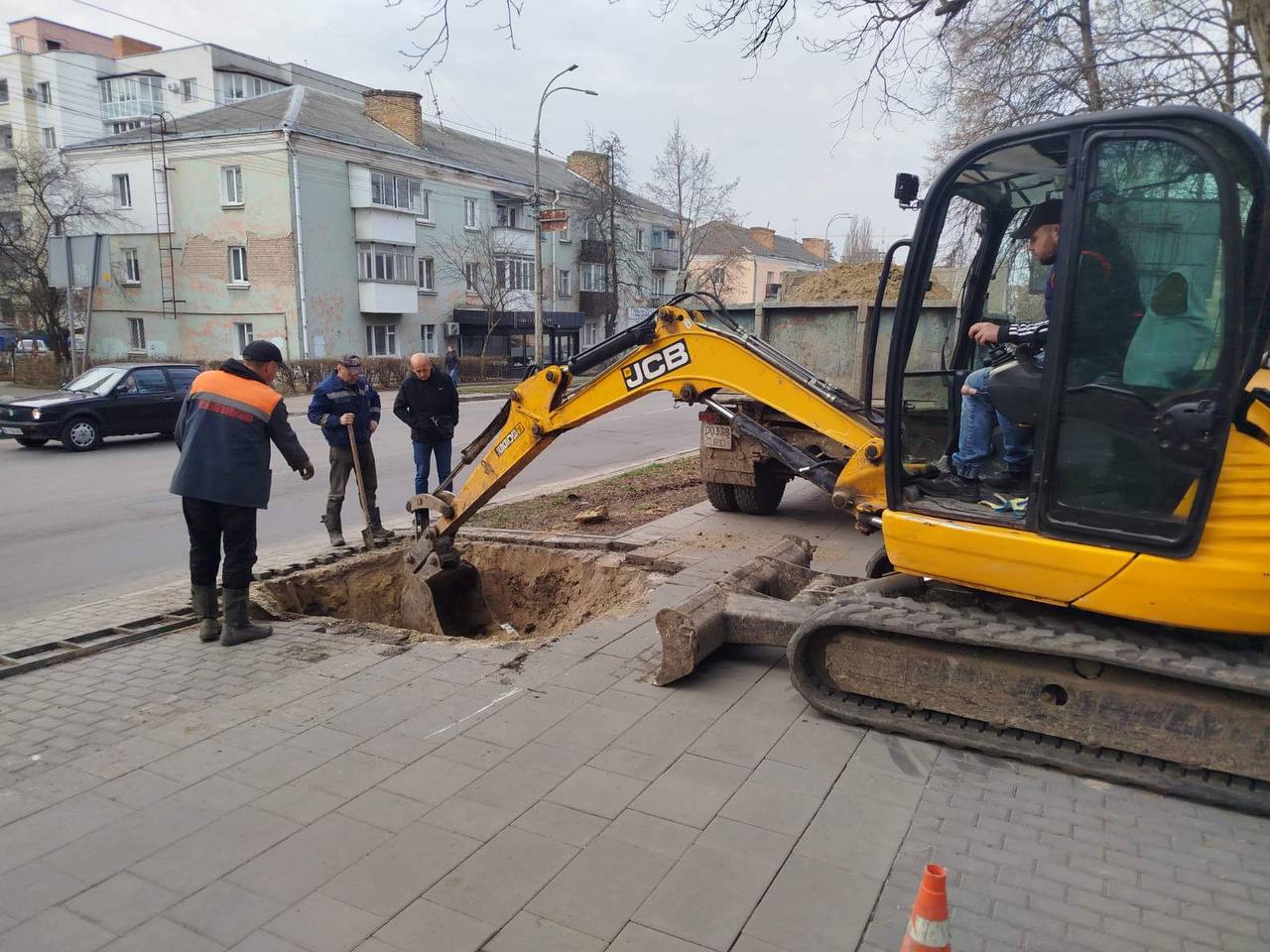 Через ремонтні роботи у Рівному дві вулиці без води