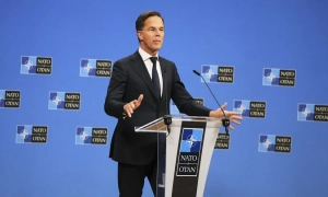 Рютте отметил, что поставки оружия Украине продолжаются