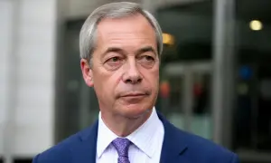 The Guardian опубликовал сатирическую колонку о конфликтах в Reform UK