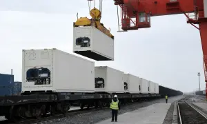 В Синьцзяне запустили первый рефрижераторный экспресс для перевозки фруктов