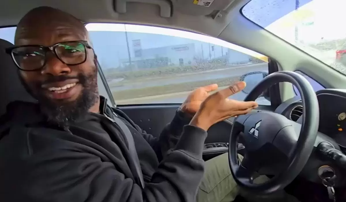 Чоловік придбав "найгірший електромобіль" і був здивований його запасом ходу