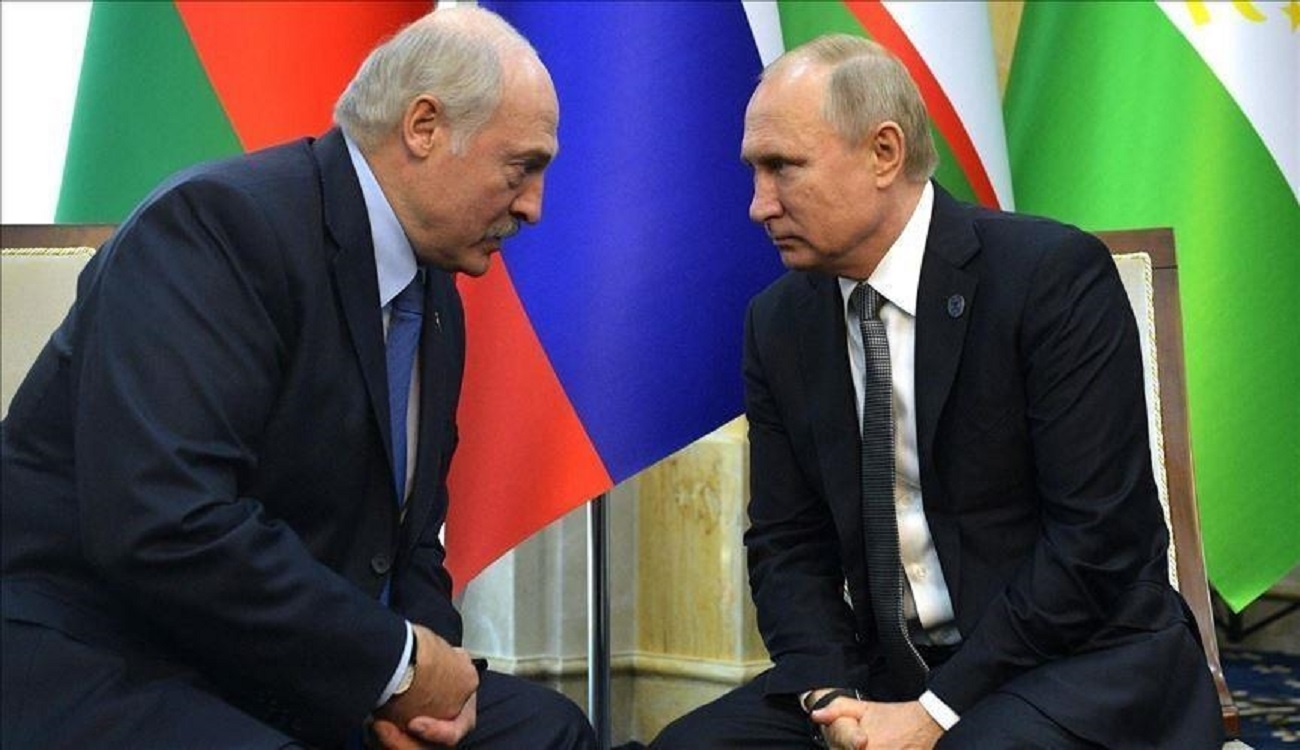 Путин Лукашенко не дожмет: Жданов рассказал, почему Беларусь не вступит в войну