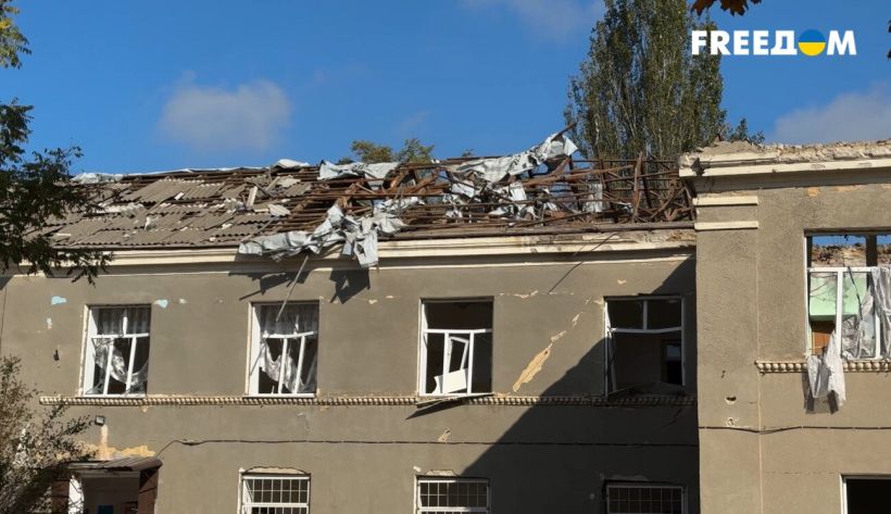 Россия полностью разрушила школу в Херсоне — репортаж с места удара (ВИДЕО)