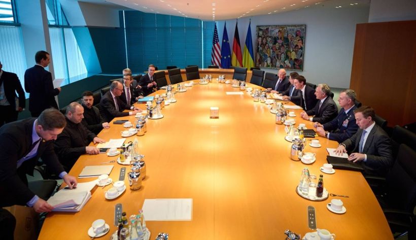 Украина, США и Европа работают над мирным планом: как продвигается переговорный процесс после встречи в Берлине (ВИДЕО)