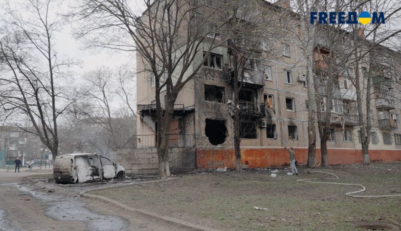 Армия РФ атаковала Краматорск ударными БпЛА среди бела дня — репортаж с места удара (ВИДЕО)