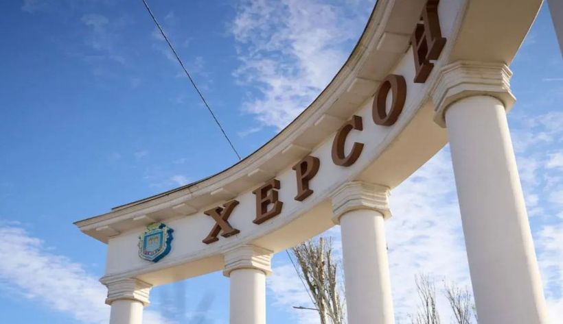 Россияне ударили по рынку в Херсоне — есть погибшие и пострадавшие