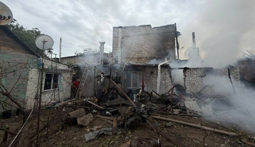 Почти всю ночь и утро под террором РФ: в Одессе ликвидируют последствия удара по жилому сектору (ВИДЕО)